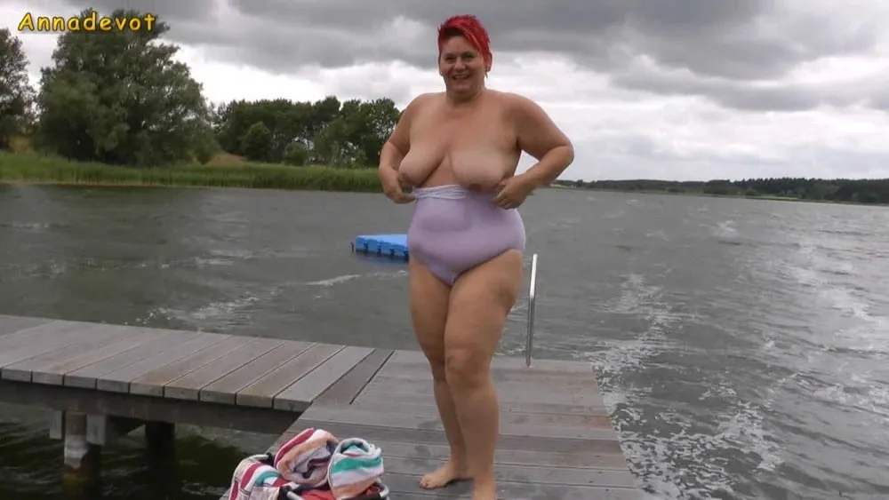 In WHITE SWIMSUIT in the lake