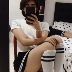 Cute Danni