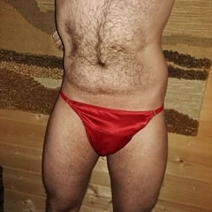 New satin Thomgs 