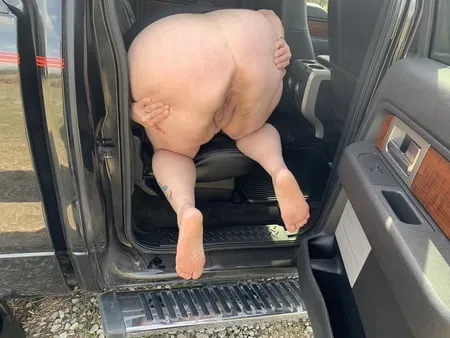 sexy bbw tailgate pussy         