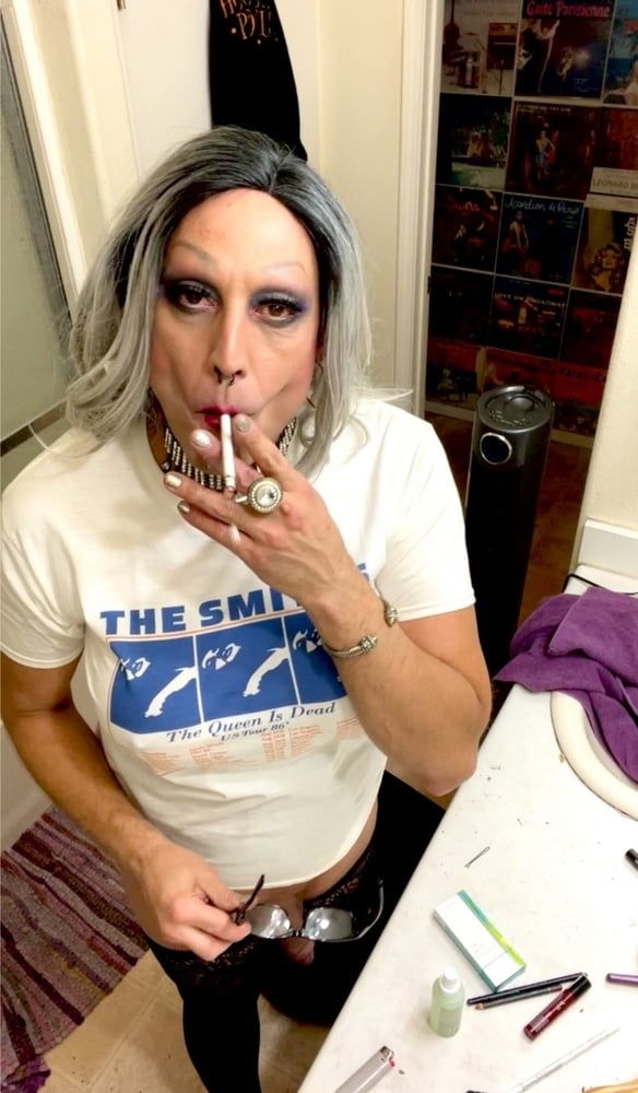 Marilyn Getting Ready Smoking Fetish  #12