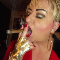 SMOKING FETISH WHORE 2