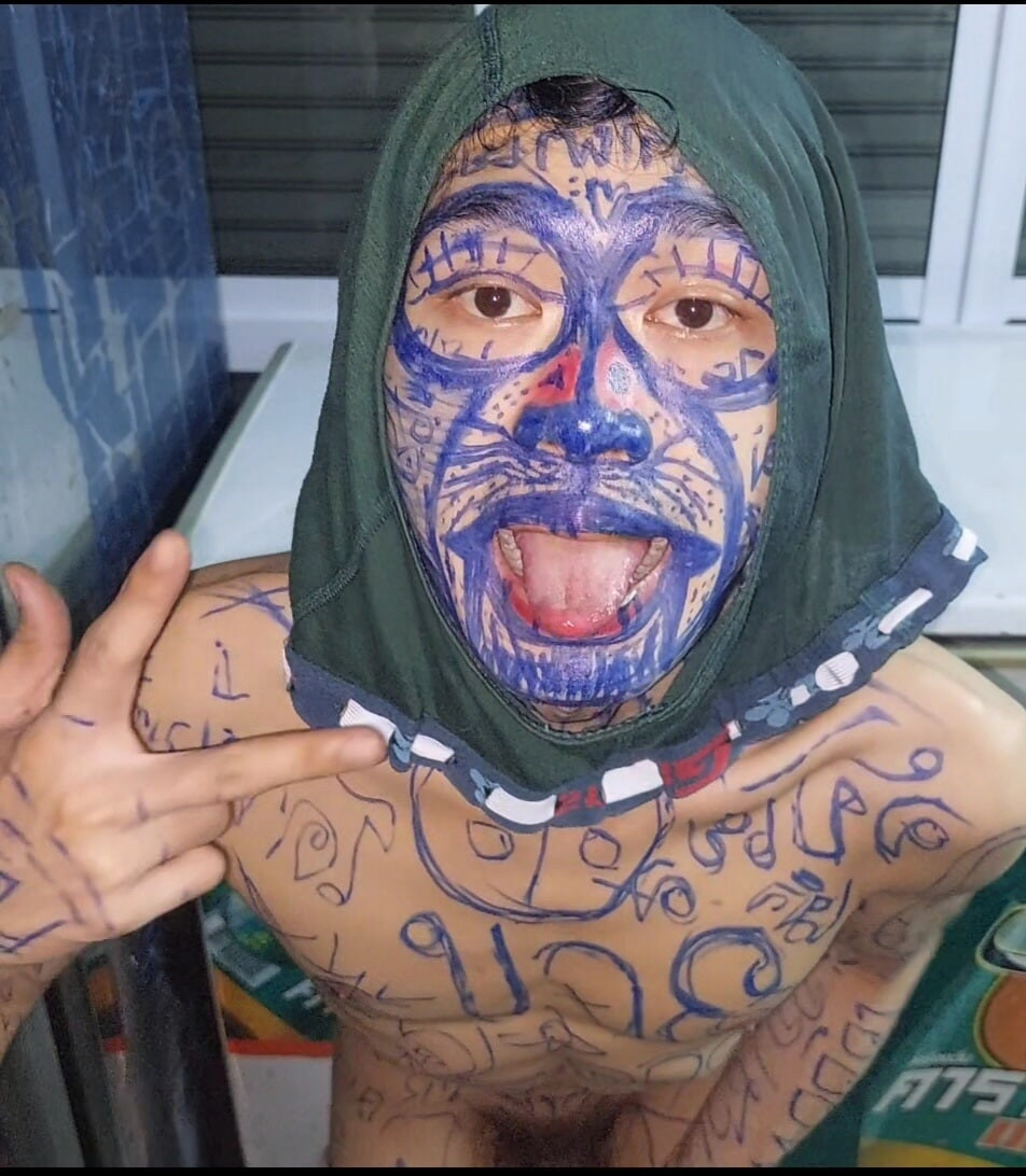 Masturbate with funny body paint #34