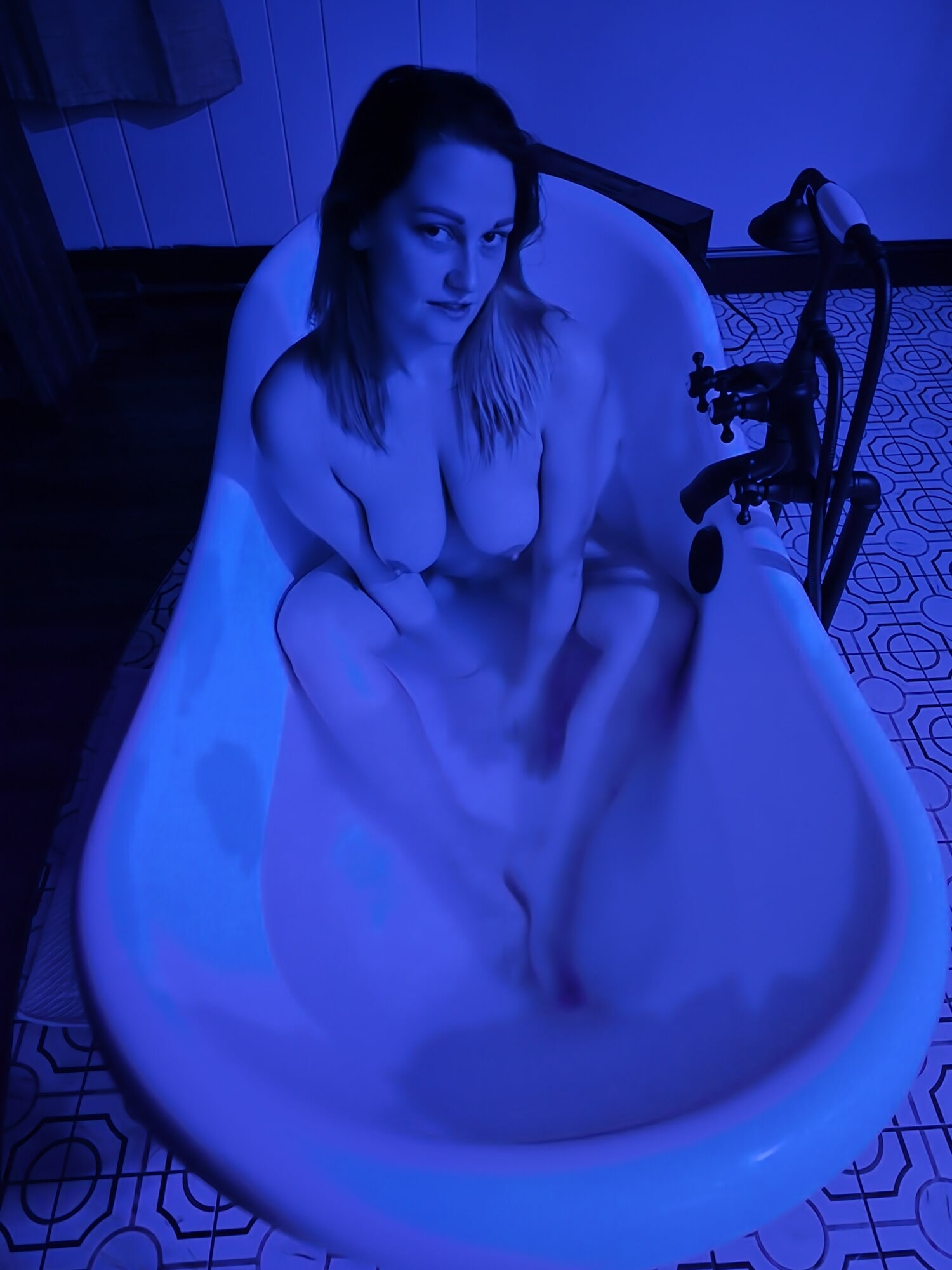 Wife in tub #4