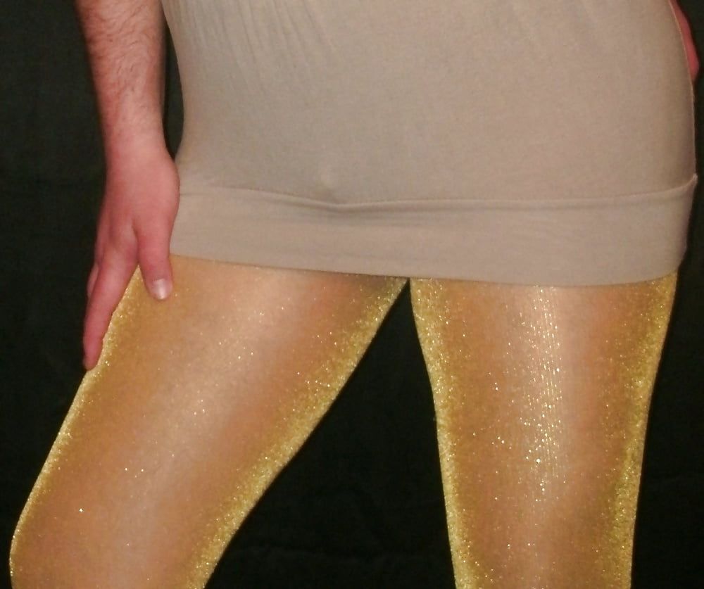 Sissy Boy Lovelaska - Golden legs, precious ass #5