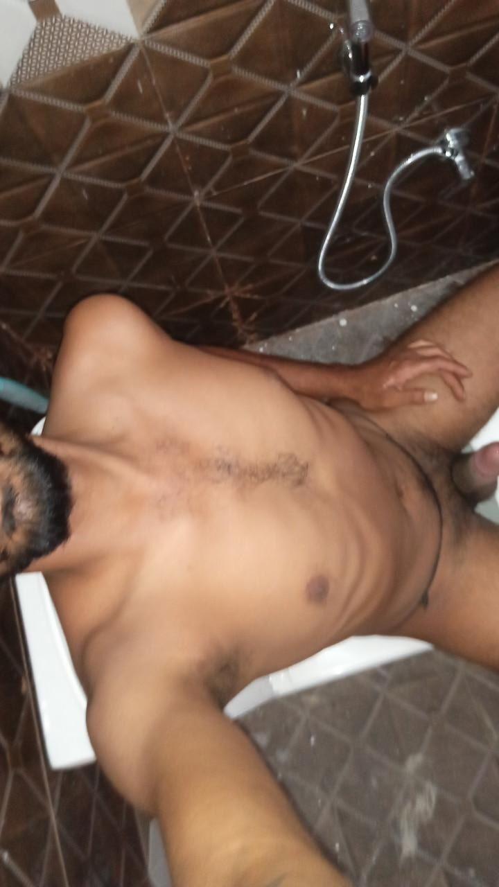 I'm from Mumbai 18, huge dick do you like it?