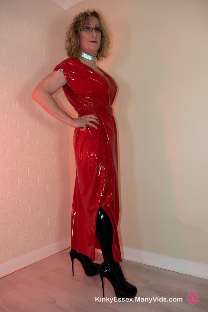 British Milf in Long Latex Rubber Dress from Latexandlovers  #17