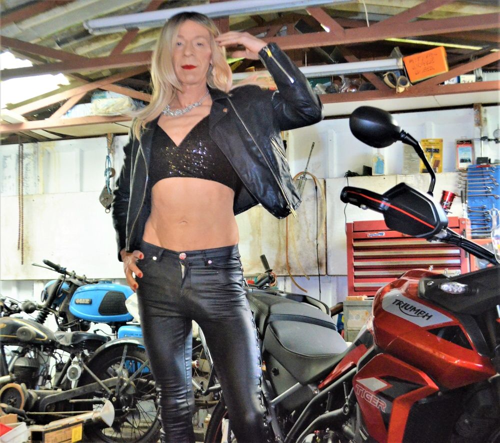 109 Alesssia Travestita on Triumph Tiger #11