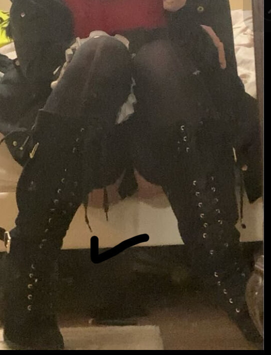 Up my skirt, booty pics, and..  other stuff :P - Niki Vega #26