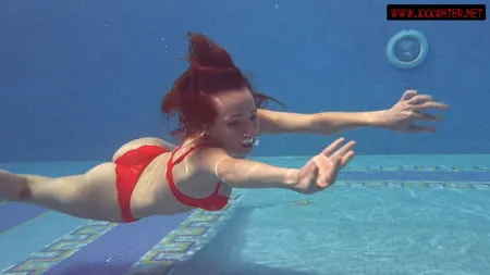 mia ferrari   underwatershow russian pornstar         