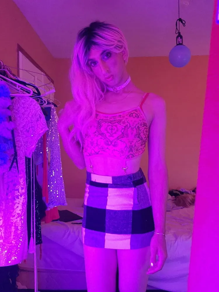 Fem Sissy 