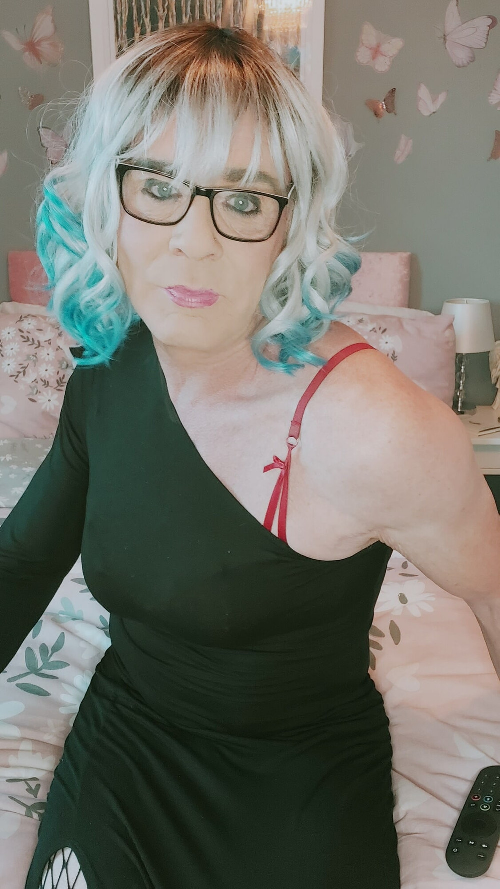 crossdressed Juniper Beri UK #39