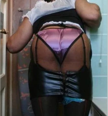 Love pvc and shiny skirts and dresses #9