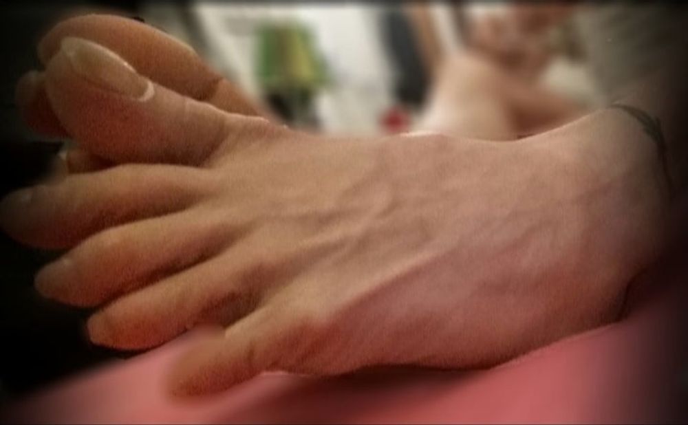 asian ts feet just waking up 2 #20