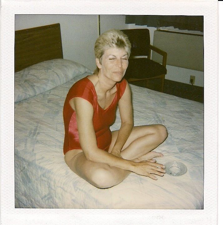 Vintage Sexy Polaroid Pictures #47