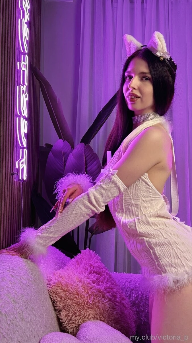 Vikki Free Photos #6