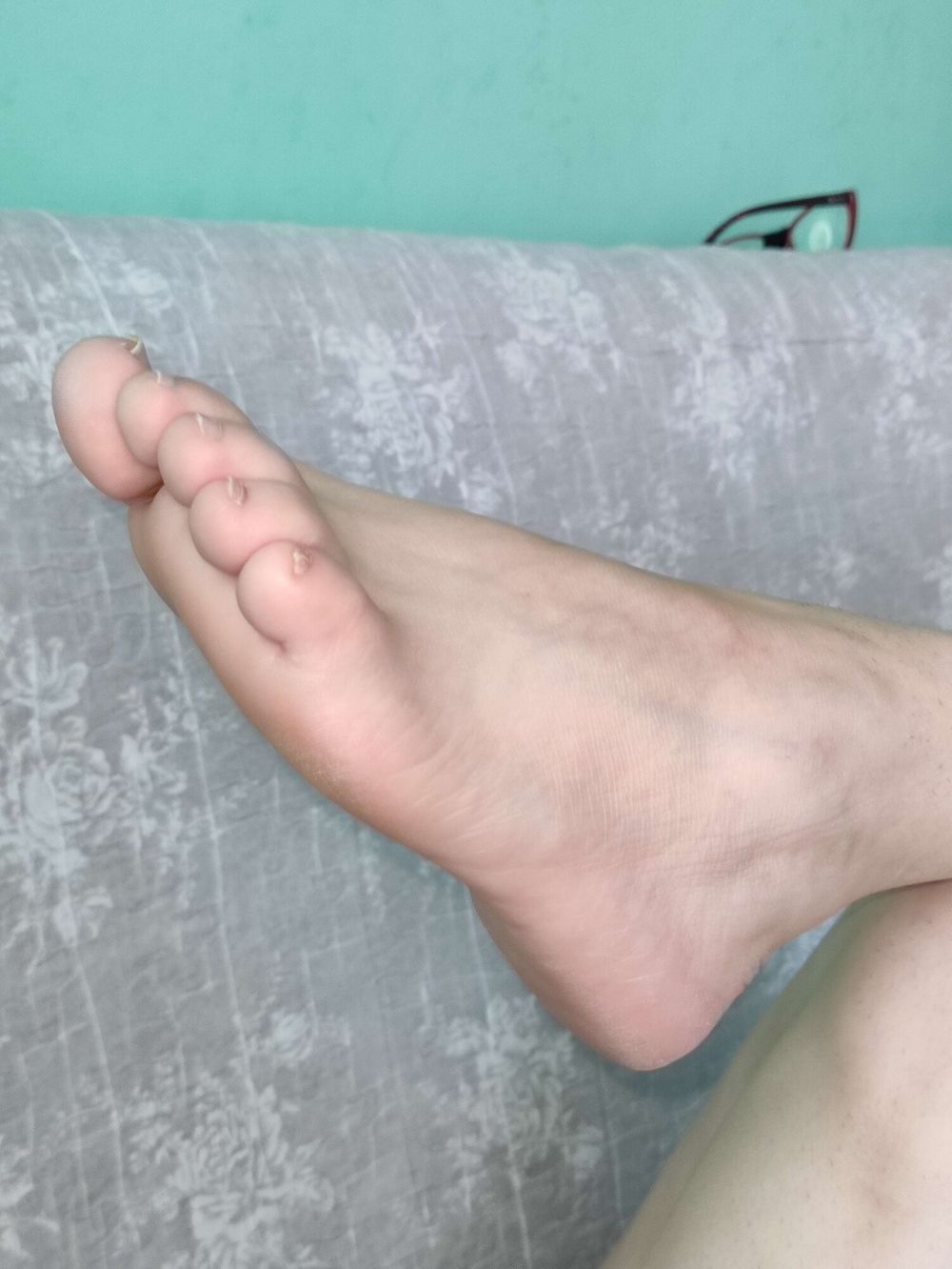 Foot fetish bare feet #4