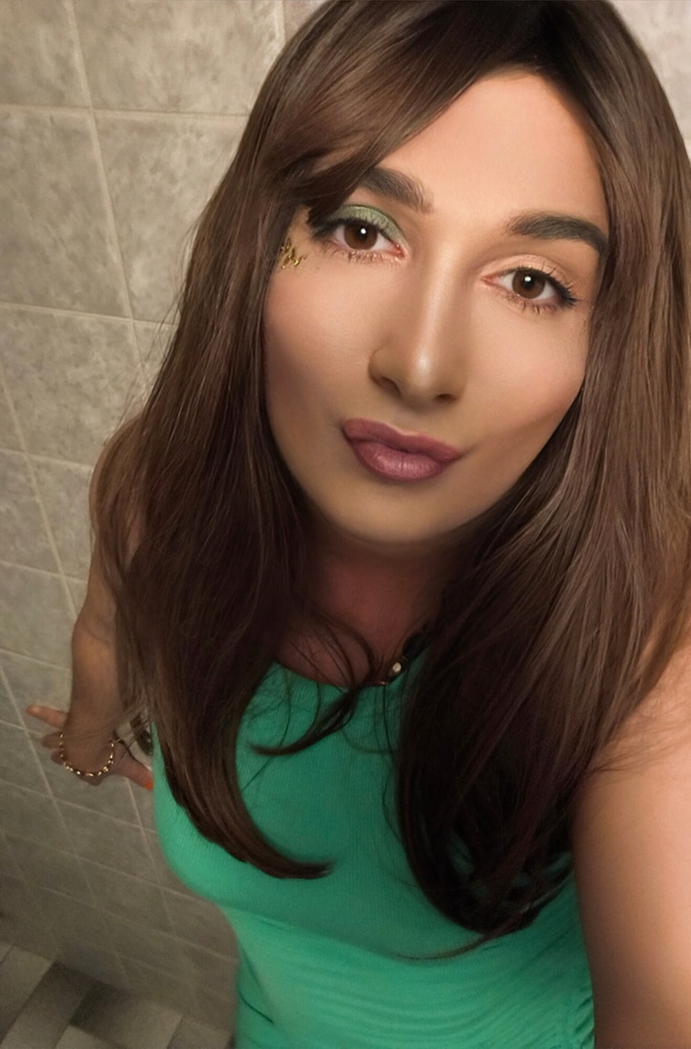 What a queen in green #19