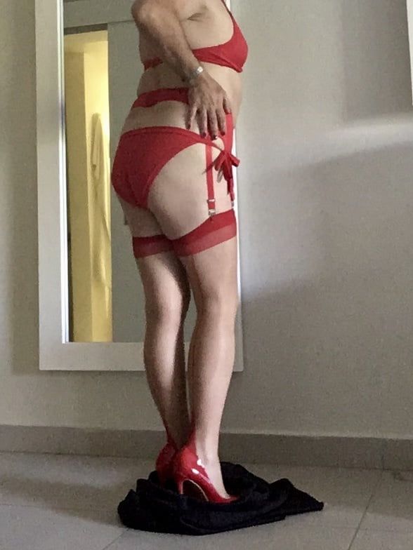 Red Seemed Stockings #36