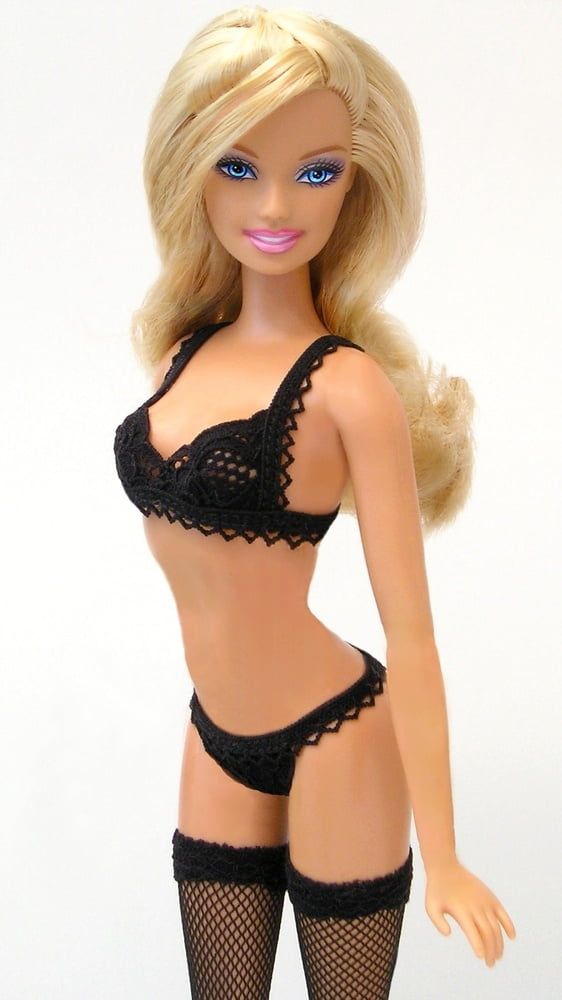 Barbie Classic #37