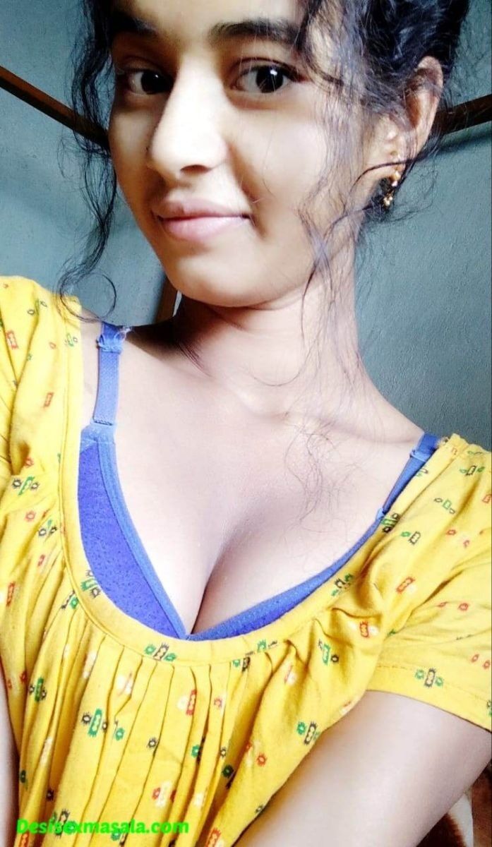 Sexy desi Figure Girl Showing Cute And Tite Boobs #14