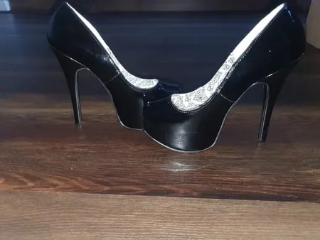 new heels fun         