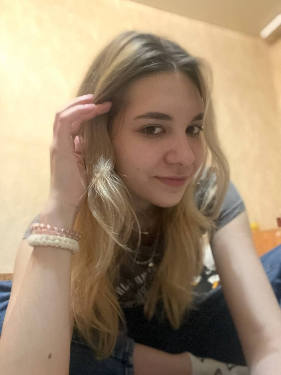 Cassandra Free Photos #26