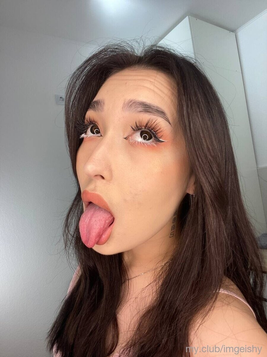 Alice Free Photos #3