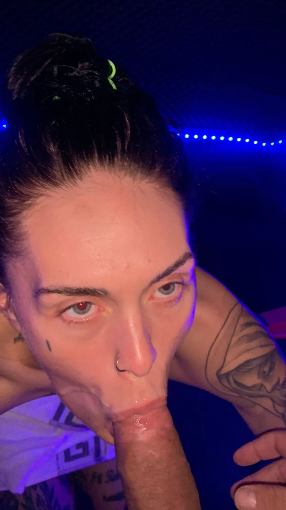 Dirty blowjob in the gaming room #2