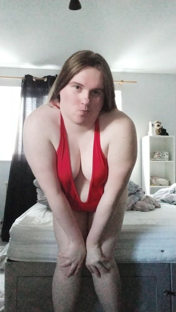 My enormous BBW curves in a sexy red singlet! #54