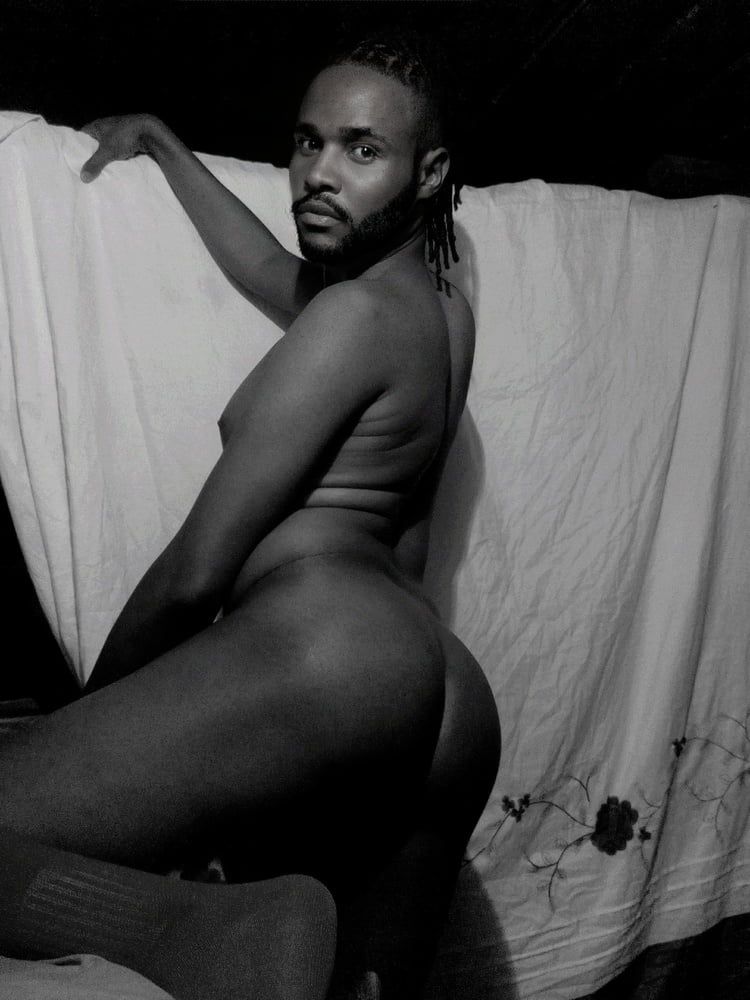 The Xhosa Nudist at your service #18