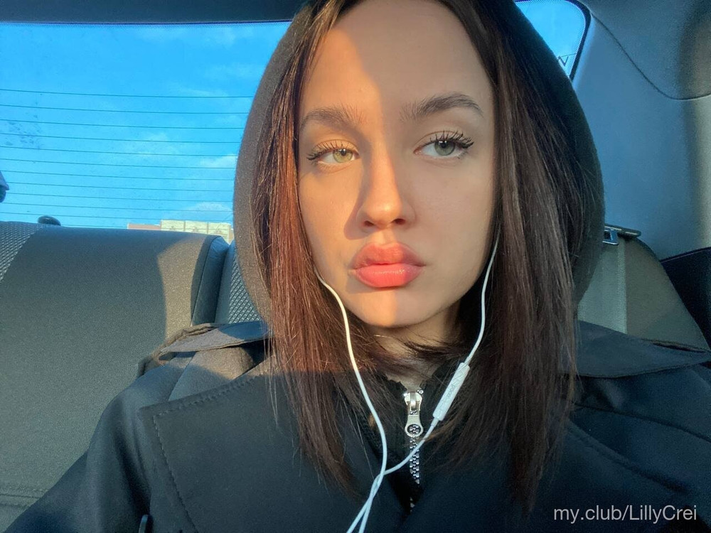 Lilly Free Photos #5