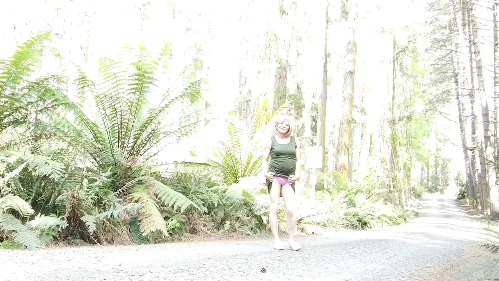 Crossdress walk forest trails #49