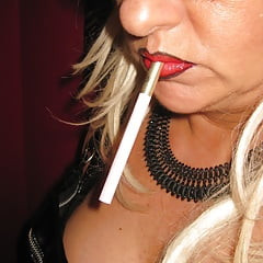 SLUT SMOKING COCKTAIL 