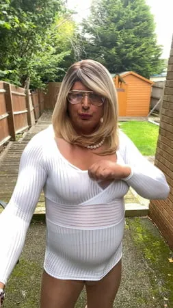 amateur crossdresser kellycd     sexy milf in pantyhose         