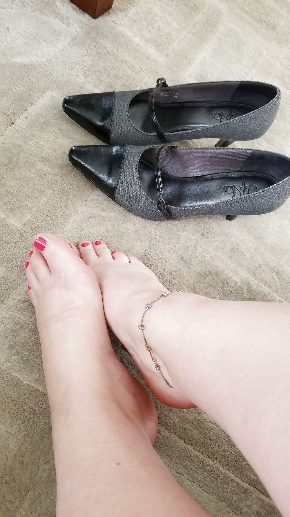 Little peek at my morning..... everyday housewife milf  #2