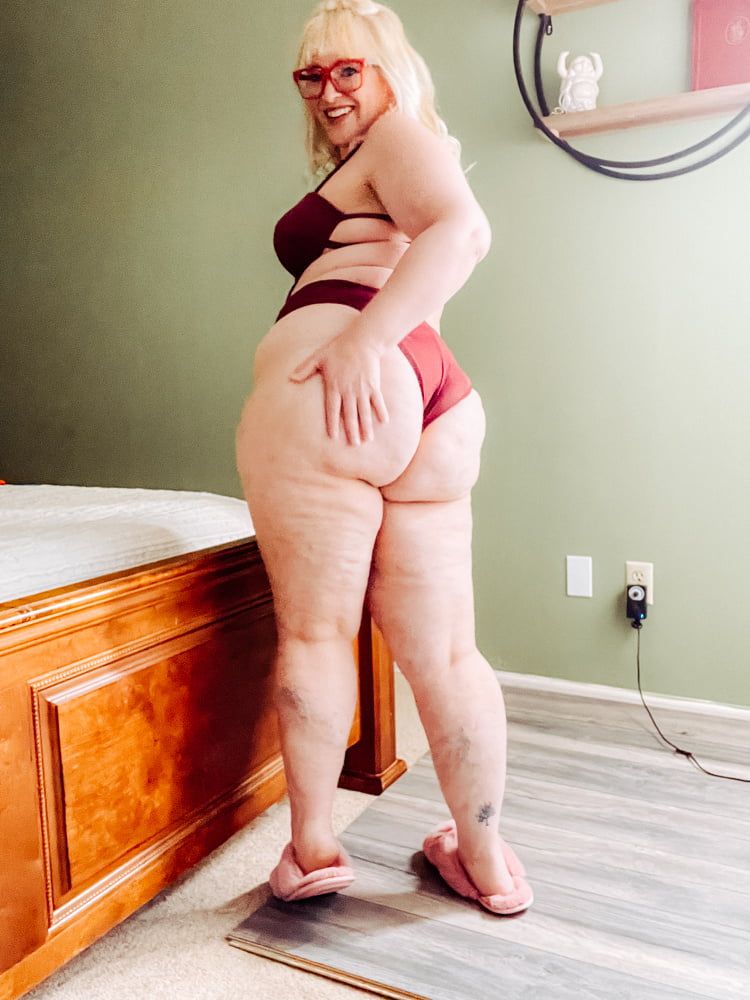Fuzzy Pink Slippers BBW in Lingerie bends over blowjob  #3