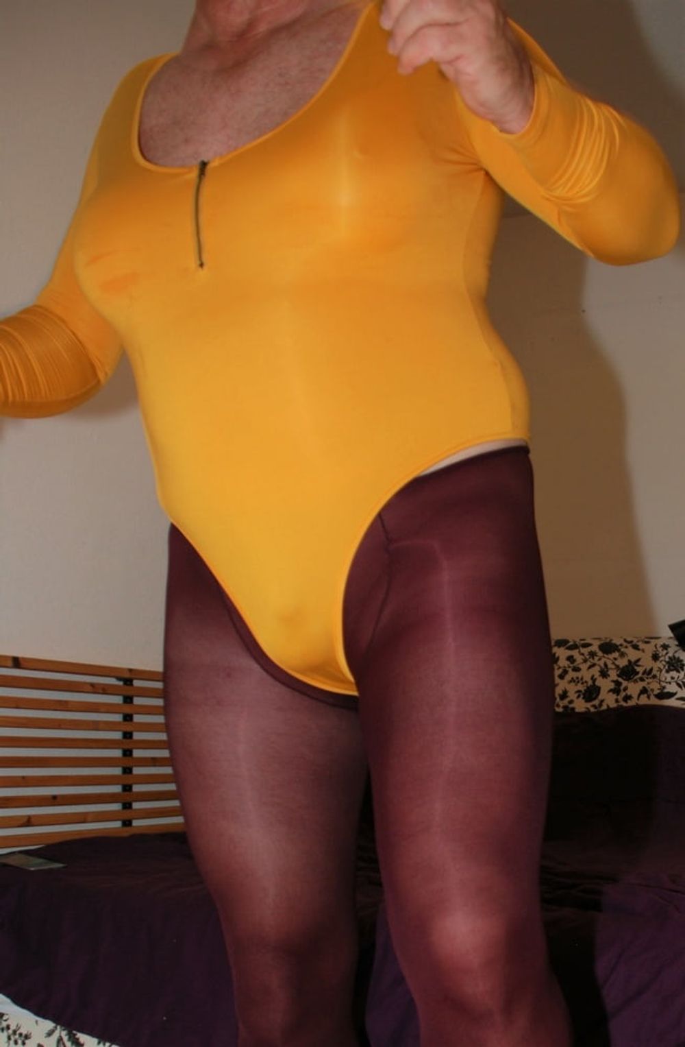 Tights purple Leotard yellow #2