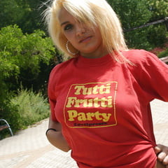 hot blonde euro amateur public place casting