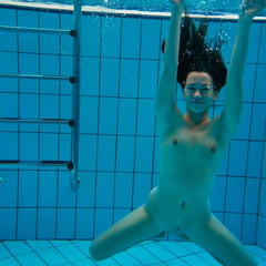 Alla Birtakik 2 UnderWaterShow