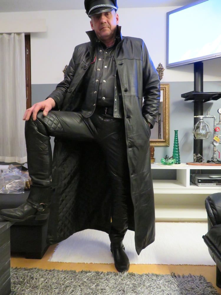 Juha Vantanen,finnish leather gay #13