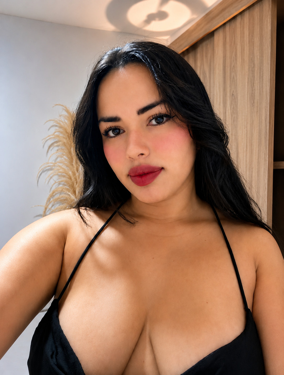 Pretty Latina 