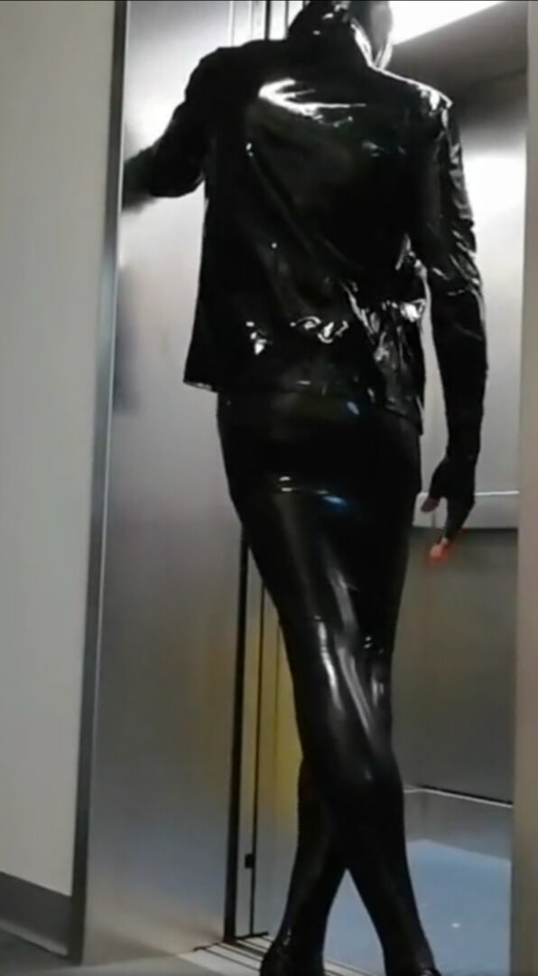 Alison in rubber #14
