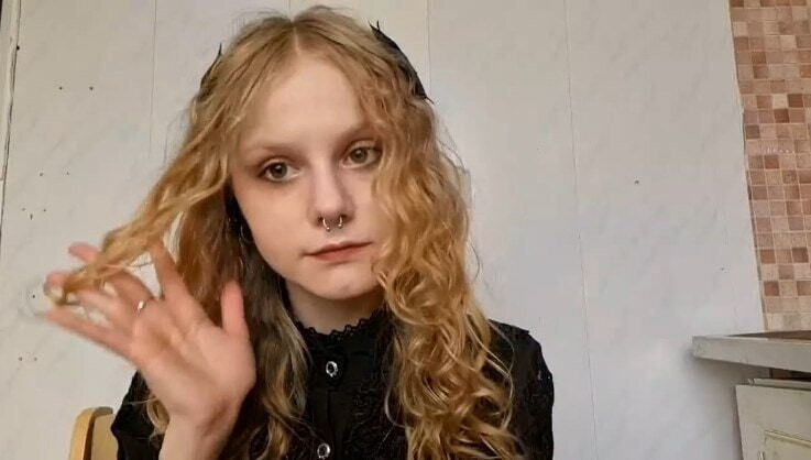 Kira Free Photos #21