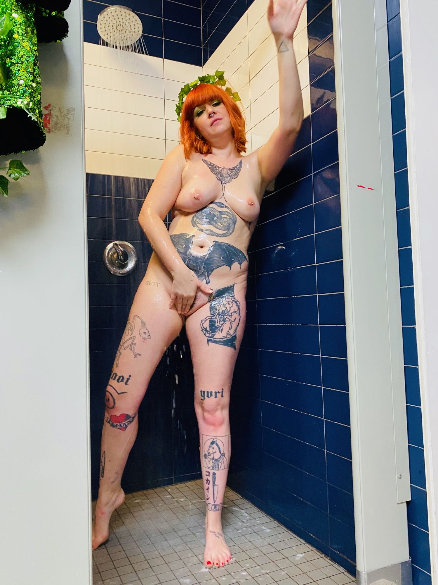 POISON IVY SHOWER TIME (MUST WATCH) #17