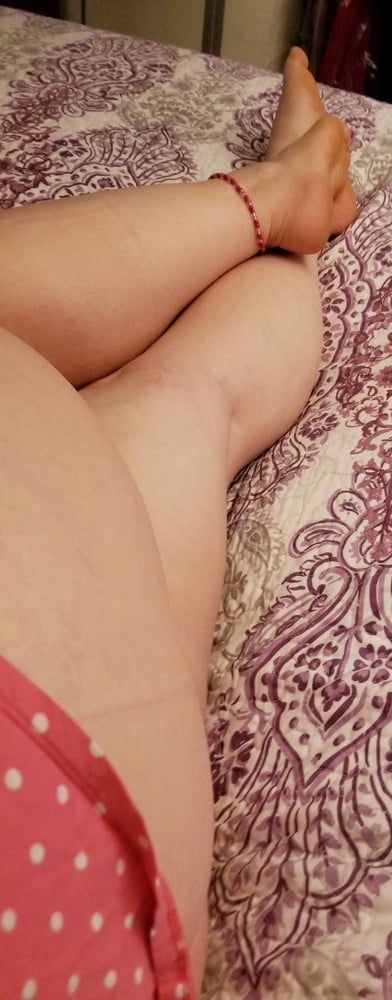 Weekly roundup bored housewife milf legs ass tits tease  #60