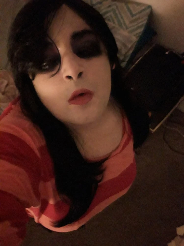 Pink Psycho (goth tranny) #2