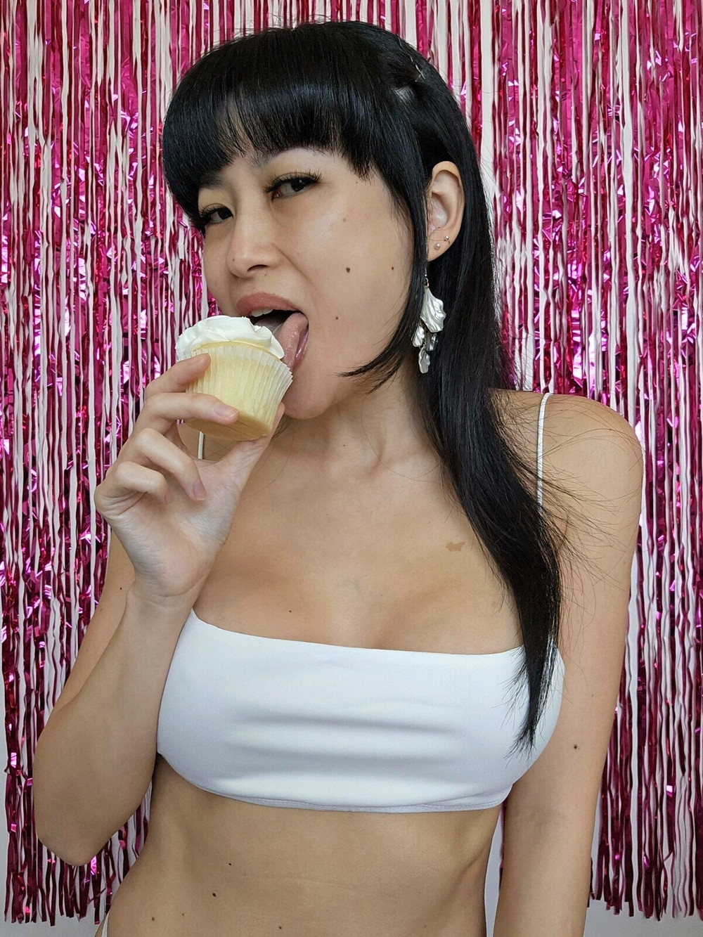 Oriental Angel Free Photos #12