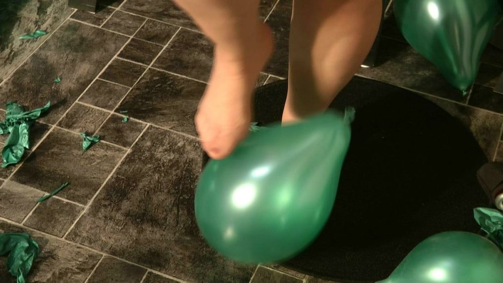 Brown stockings and green balloons #37