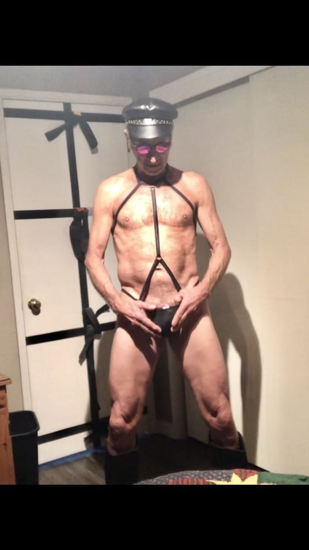 Dirty big dick daddy enjoys stroking in tiny harness #6